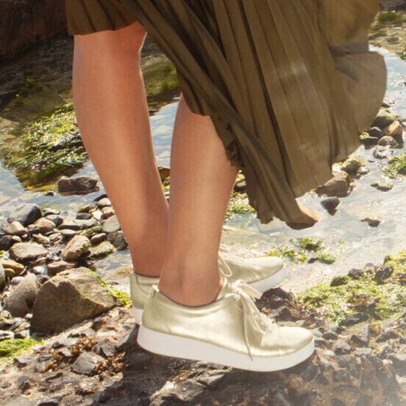 Fitflop | Shoes | Ladies Fitflop Rally Leather Trainers Euc | Poshmark